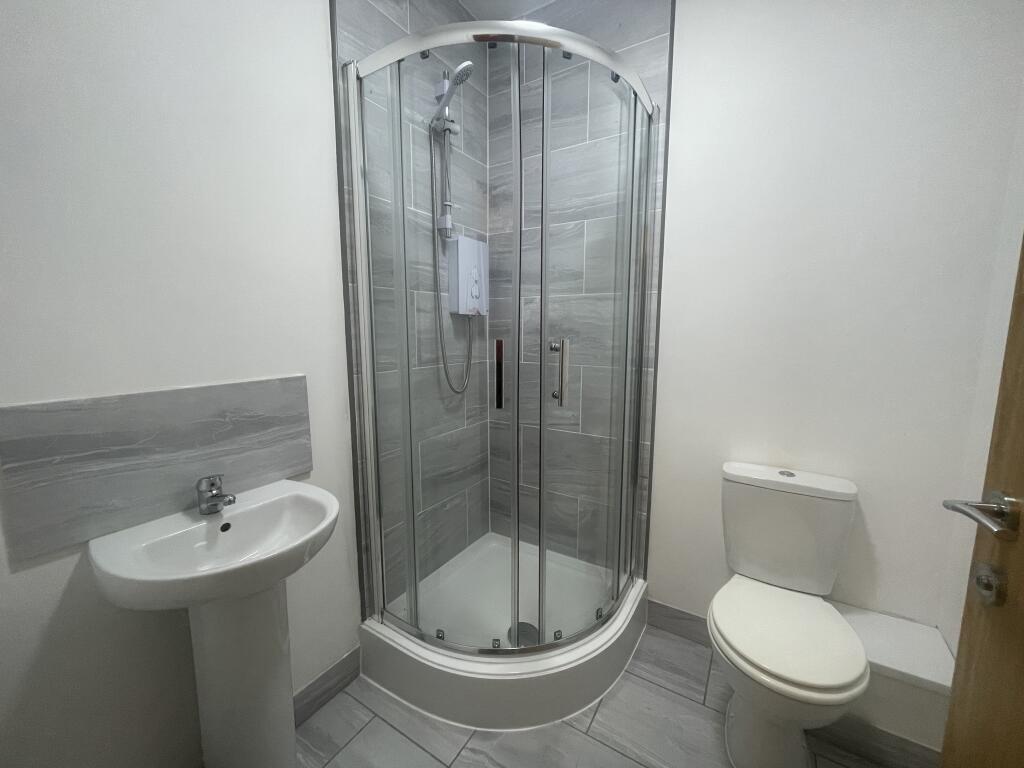 89390_000801241_IMG_02_0000